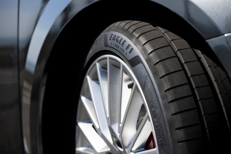 Goodyear Eagle F1 Asymmetric 6 - hvordan klarede Goodyears nyankomne sig i testene?