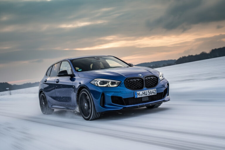 Auto Bilds store vintertest 2025 (225/40 R18): hvilke dæk til en hot-hatch?