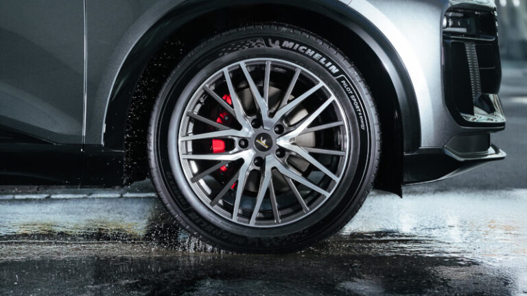 Michelin Pilot Sport 5 Energy: A/A EU-mærket UHP-sommerdæk optimeret til elbiler