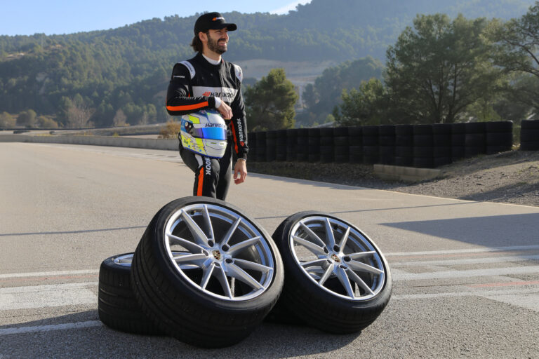 Hankook Ventus S1 evo Z bliver Porsche 911 Carrera fabriksmontering i 19/20-tommer størrelser