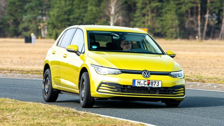 Auto Express dæktest 2026: 205/55 R16 — helårsdæk